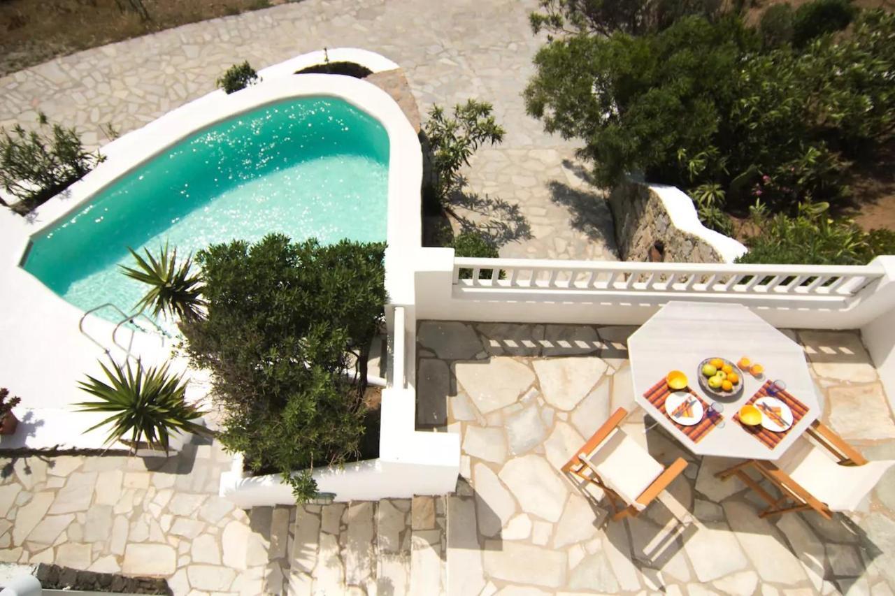 Lea 3 Mykonos Merchia Beach